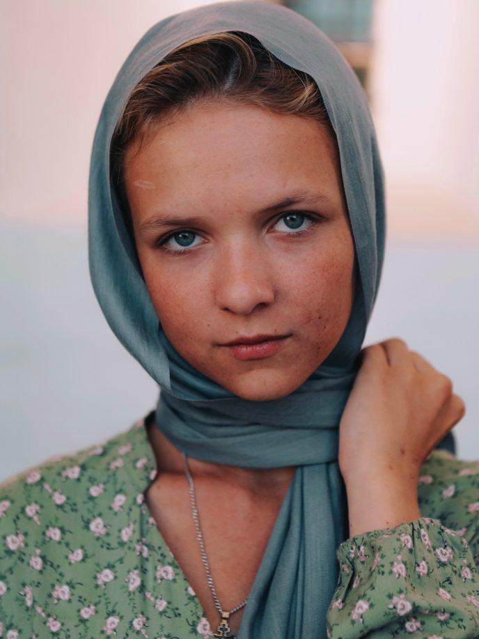 Молодая жена с невинным лицом ангела и теща, которая моложе Егора на 5 лет. Алферова слегла после новости о женитьбе бывшего супруга