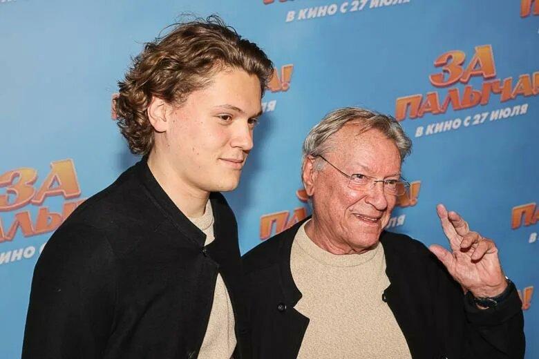 Мамины армянские гены взяли верх! Каким вырос сын актера Сергея Шакурова