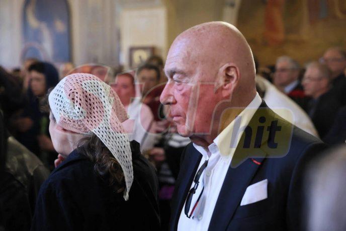 92-летний Познер, Эрнст, Симонова и неузнаваемая Чурикова были замечены на церемонии прощания с Молчановым