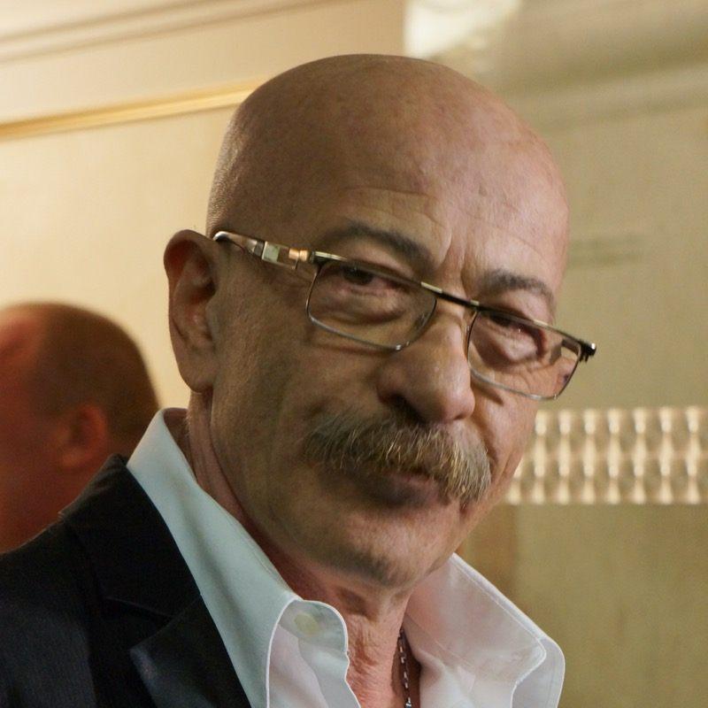 «Шоу, ставшее нашей реальностью»: Александр Розенбаум резко высказался о нынешней эстраде.