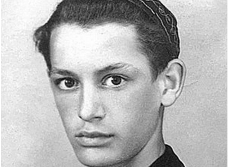 Из долговязого заики в покорителя женских сердец. Кто этот советский актер?