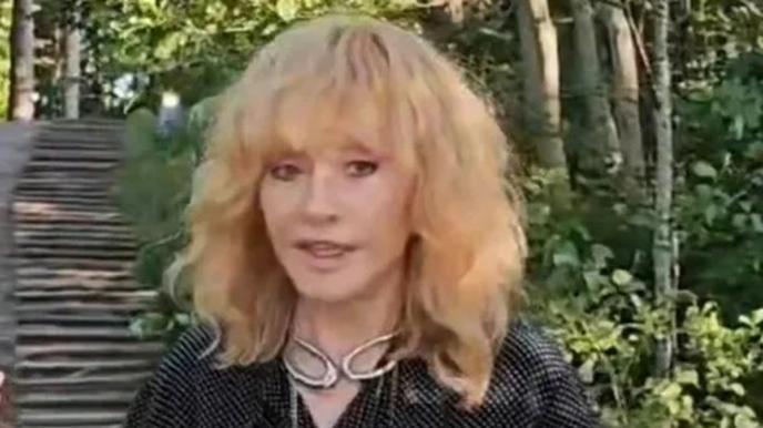 “Алла лежит с больным сердцем, а Поплавская ее дo6ивает…” Российская актриса плюется желчью в Сети