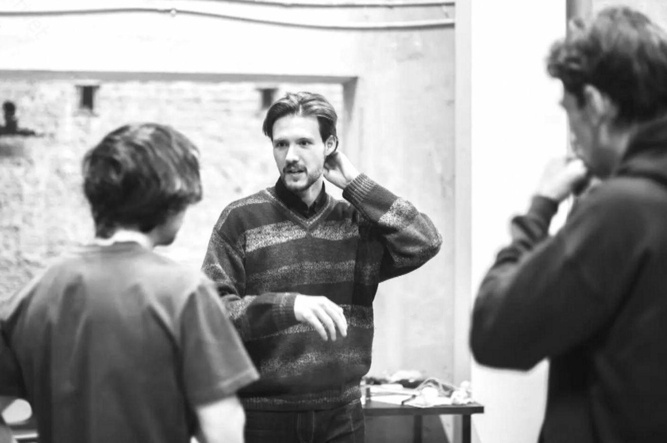 «Глаз не оторвать, какая красавица» — на ком женился сын Юлии Меньшовой и Игоря Гордина, внук Веры Алентовой — Андрей